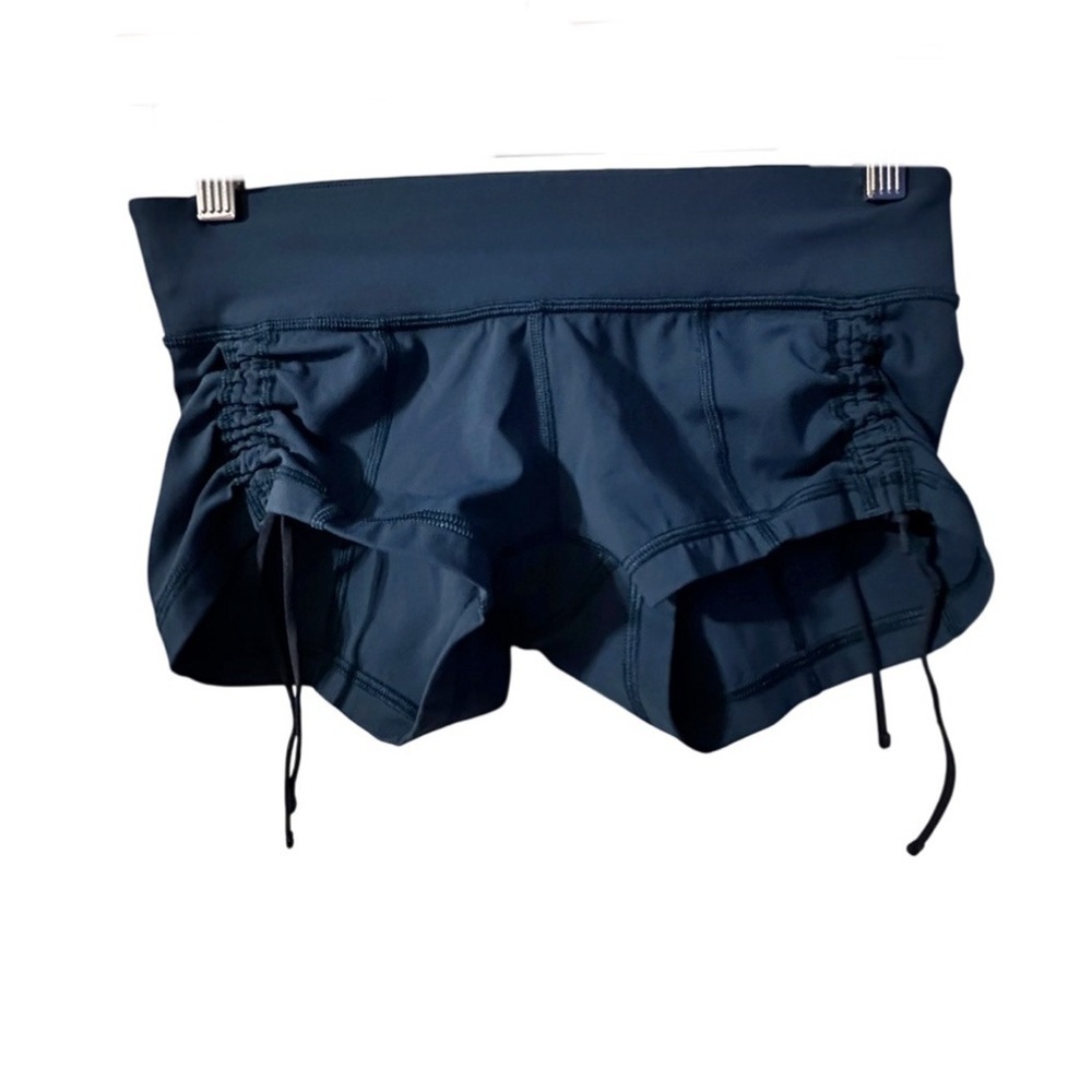 Lululemon Athletic Short Shorts Scrunched Side Ties Yoga
